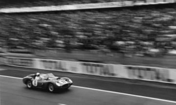 PACTO Carrera featured driving the iconic, 1960 Le Mans Winning, Testarossa