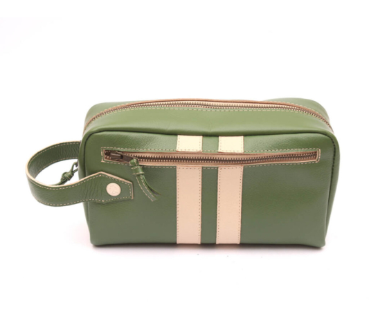 green-toiletrybag-01